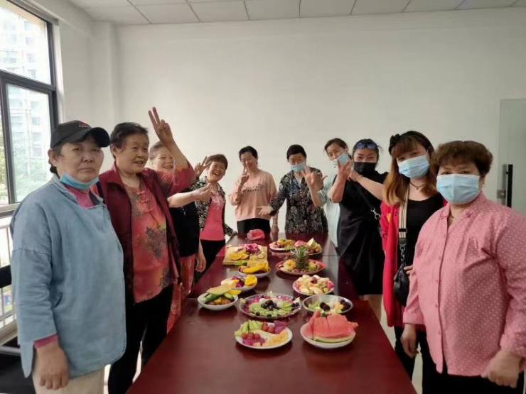 山是眉峰聚意思是什么 rB40zWCwXb-AJK_eAAUViwXh3Eo722.jpg