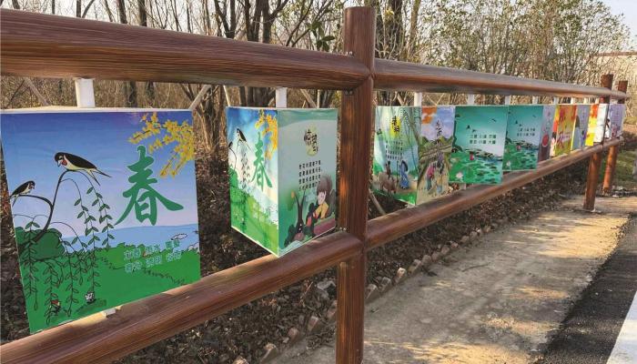 二十四节气牌“点亮”村景