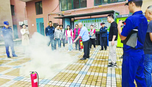 消防演练筑防线 安全守护入民心